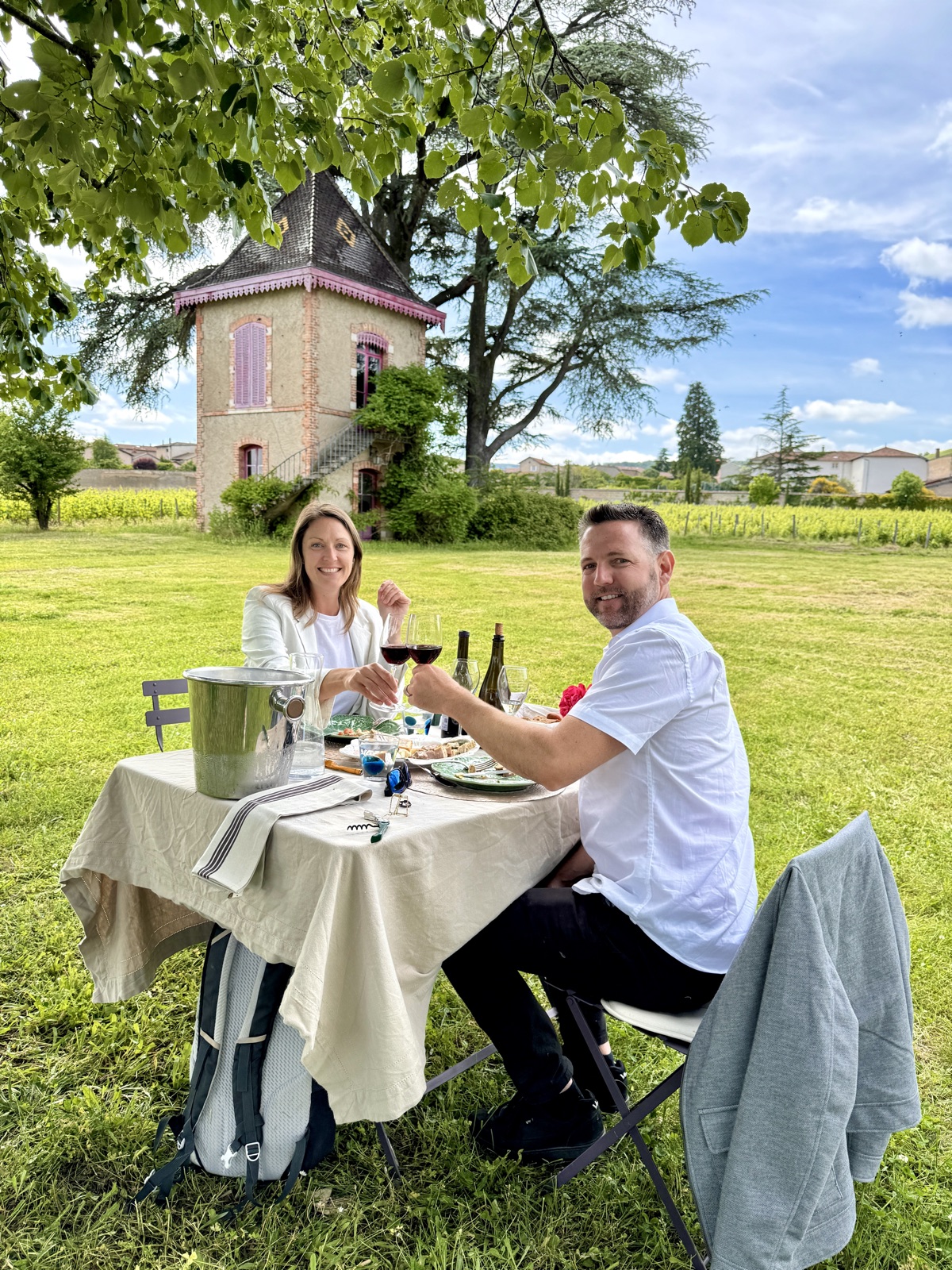 Estate lunch toast